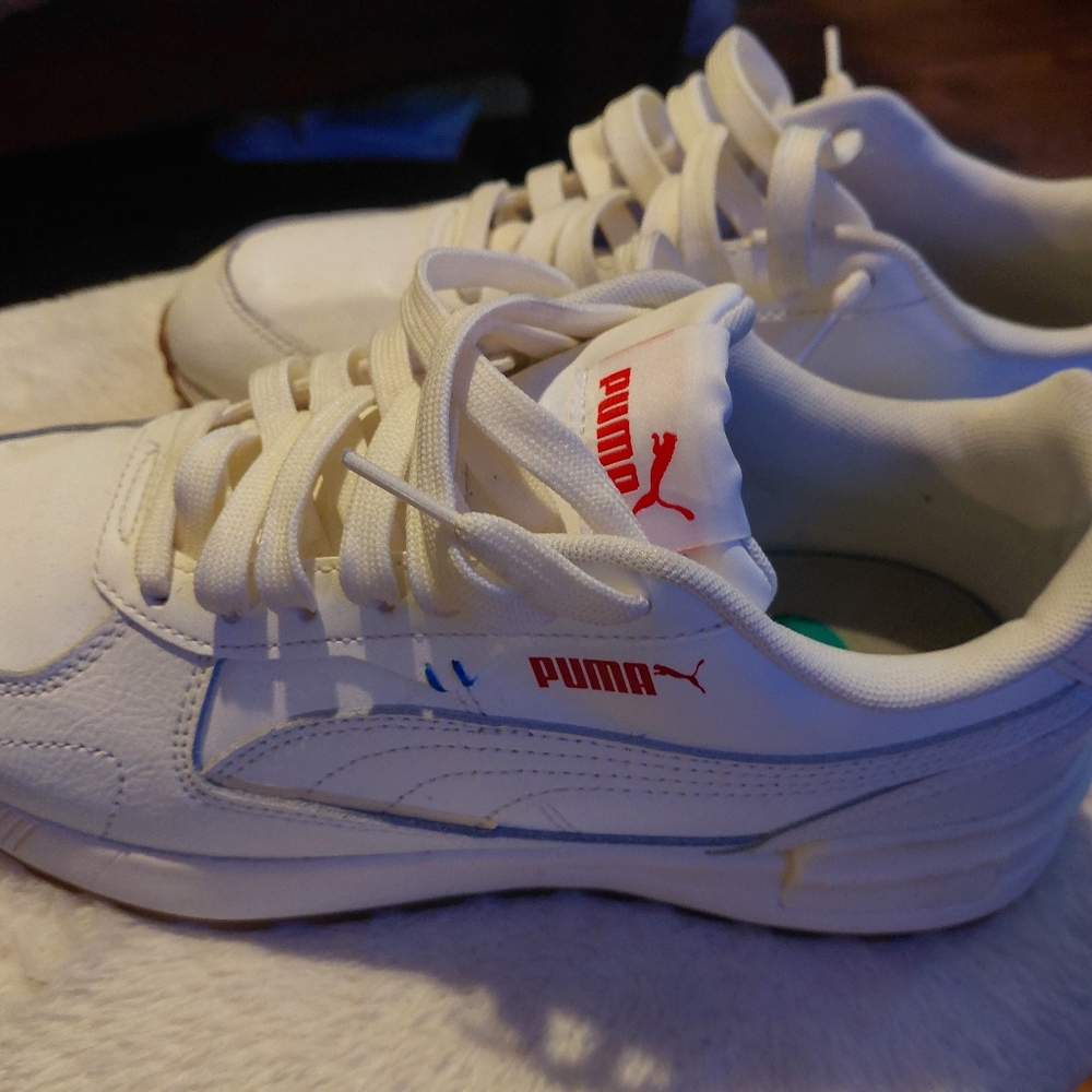 Puma White Sneakers, ladies/girls size 7.5, $30 used, GLENN HEIGHTS TX PPU OR SH